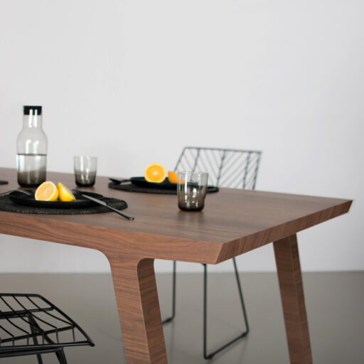Eettafel notenhout