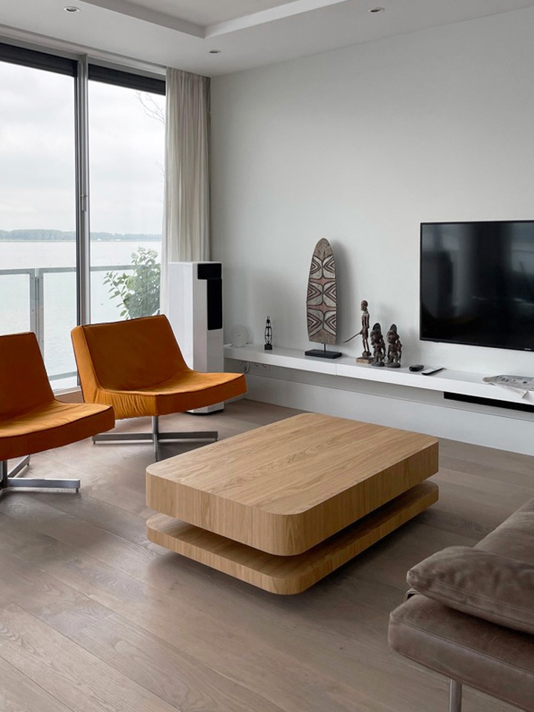 eiken salontafel in gebruik