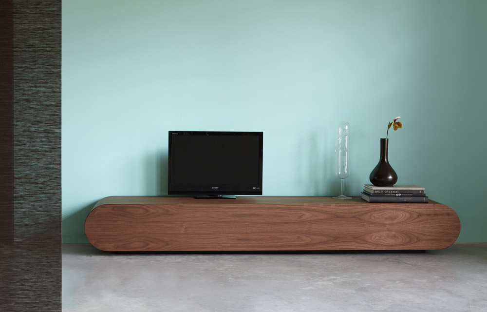 Media console walnut RKNL Furniture design