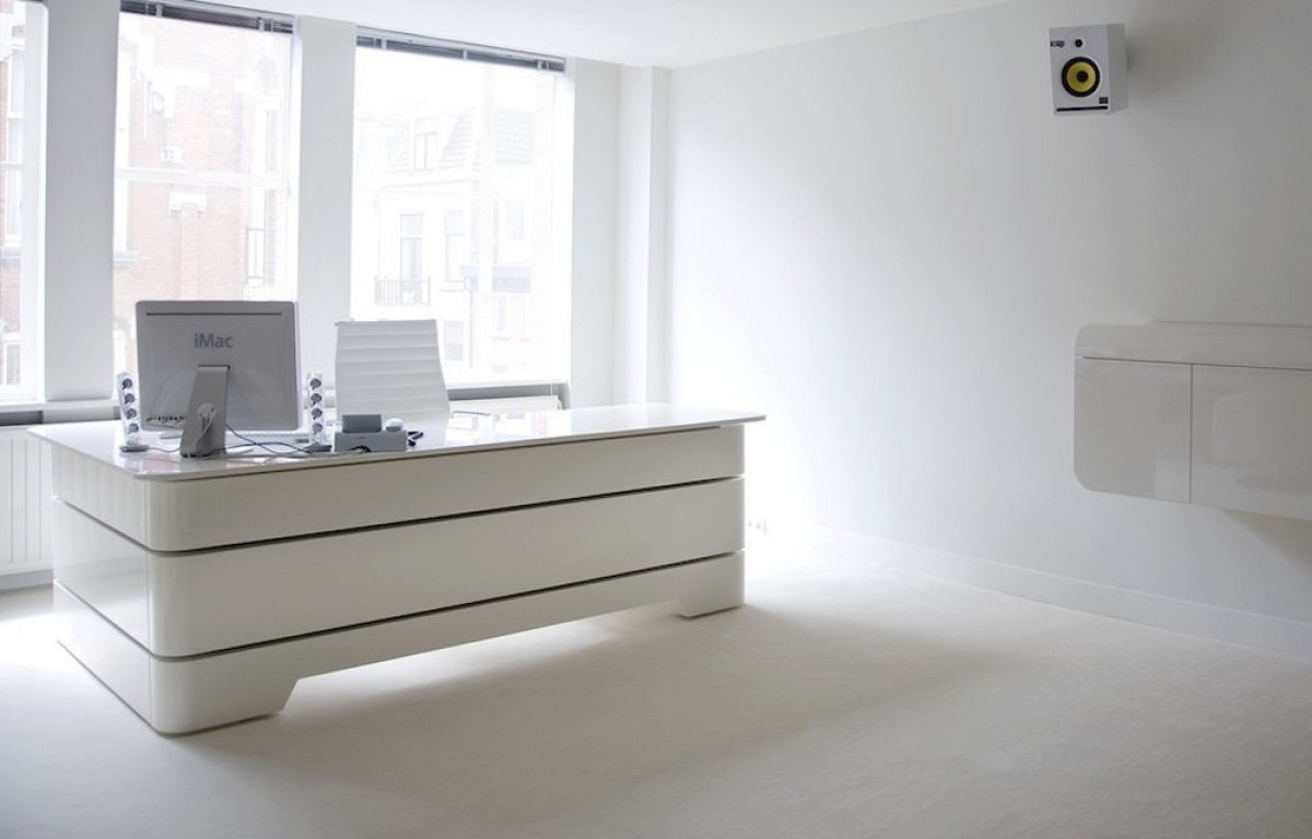 White Executive Desk Rknl20 Design By Ronald Knol